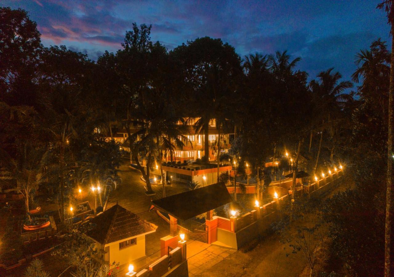 Ushasree Wayanad Heritage Premium Pool Resort By Voye Homes Ambalavayal Ngoại thất bức ảnh