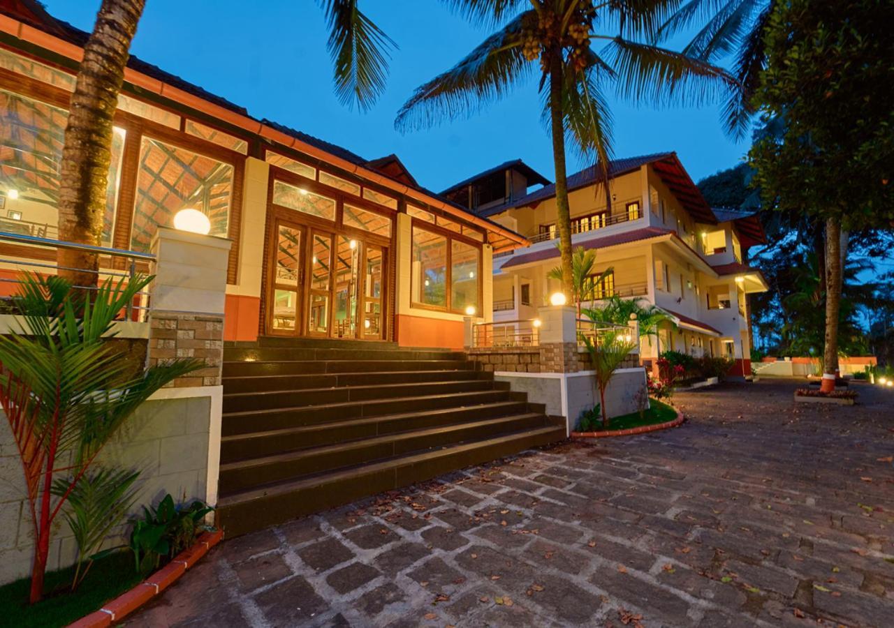 Ushasree Wayanad Heritage Premium Pool Resort By Voye Homes Ambalavayal Ngoại thất bức ảnh