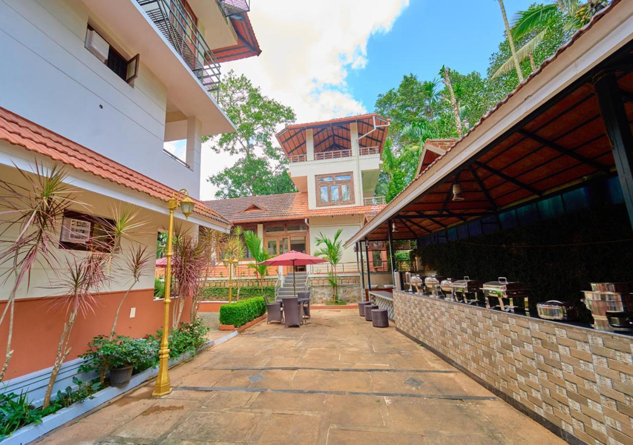 Ushasree Wayanad Heritage Premium Pool Resort By Voye Homes Ambalavayal Ngoại thất bức ảnh