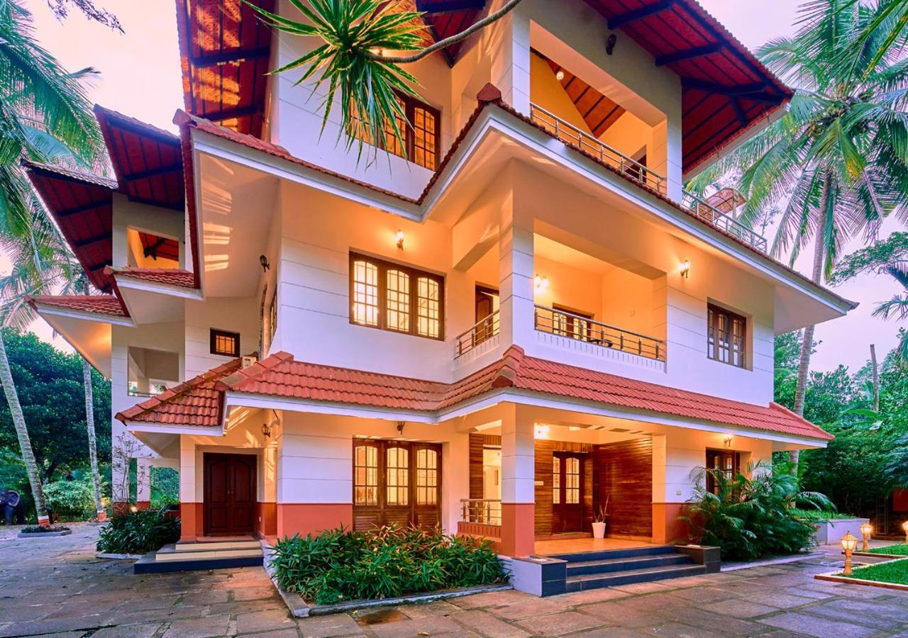 Ushasree Wayanad Heritage Premium Pool Resort By Voye Homes Ambalavayal Ngoại thất bức ảnh
